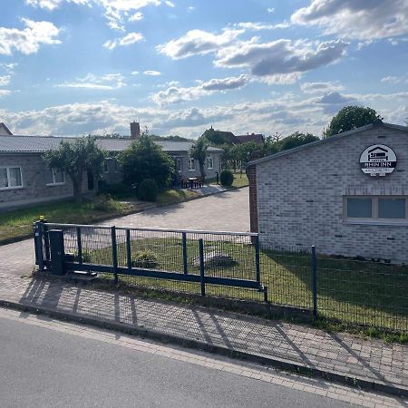 Hotel Rhin Inn Fehrbellin 外观 照片
