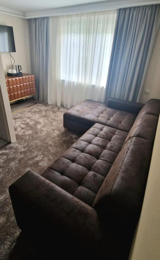 Hotel Rhin Inn Fehrbellin 外观 照片